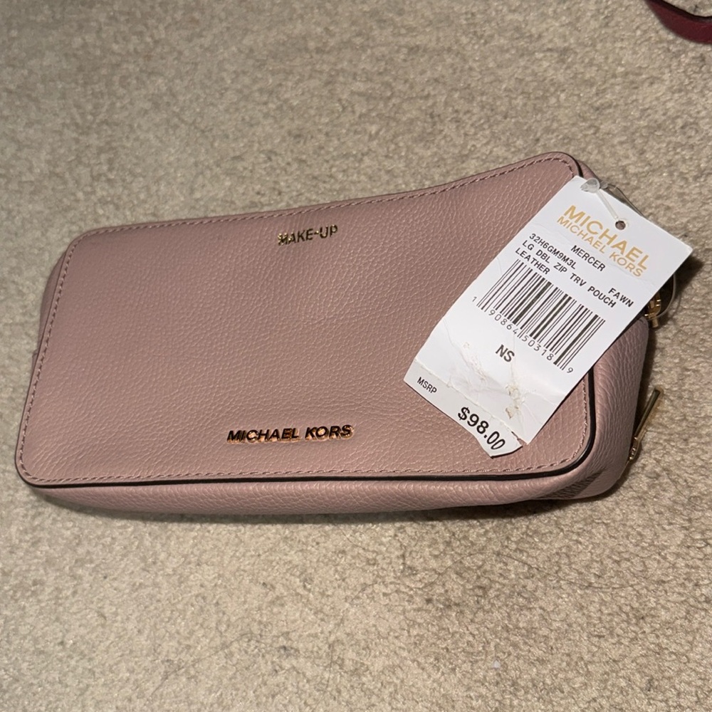 BNWT Michael Kors pouch